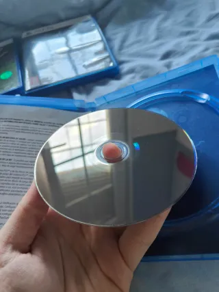 Demon's Souls PS5 y god of war 3 ps4