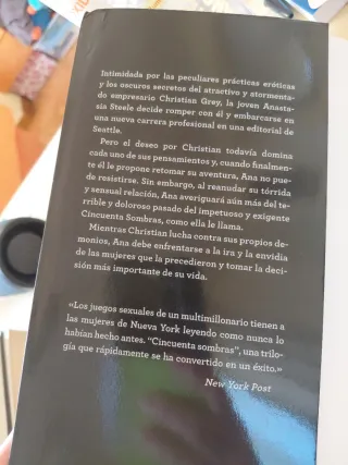 CINCUENTA SOMBRAS DE GREY Y CINCUENTA SOMBRAS MÁS