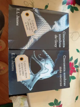 CINCUENTA SOMBRAS DE GREY Y CINCUENTA SOMBRAS MÁS