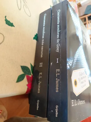 CINCUENTA SOMBRAS DE GREY Y CINCUENTA SOMBRAS MÁS