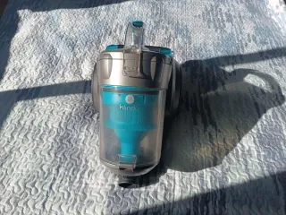 Aspiradora Klindo sin bolsa 700W