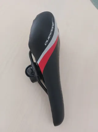 Sillín Bici Raptor Bassano Negro/Rojo