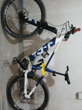 Bicicleta Montaña Husqvarna HC8 DT Swiss