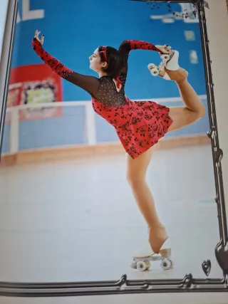 Maillot/Malla  patinaje artístico rojo flores