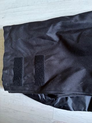 Pantalones Moto Impermeables Negros. Marca Reviti
