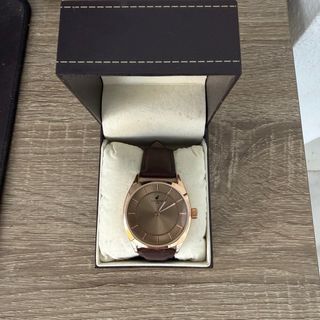 Reloj Caribbean Joe Dorado y Marrón