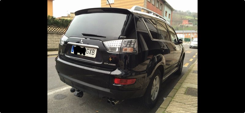 Mitsubishi Outlander 2010 - foto 1