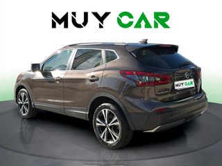 Nissan Qashqai DIG-T 115 N-Connecta 4x2 85 kW (115 CV)