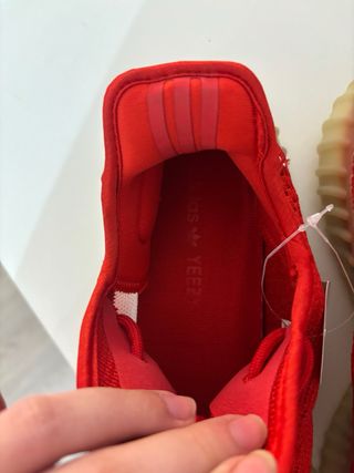 Adidas Yeezy Boost 350 V2 Rojo