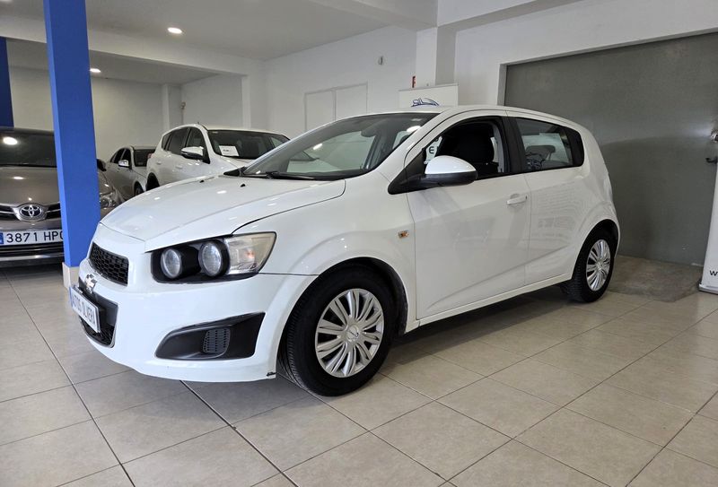 Chevrolet Aveo 1.2 gasolina LT - foto 1