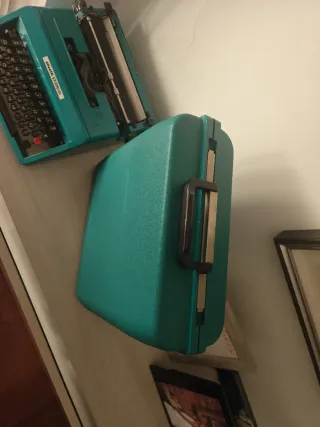 Máquina de escribir Olivetti Studio 45