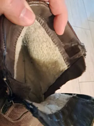 Stivali marroni con zip