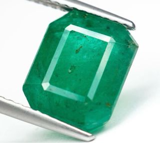 Esmeralda Natural Zambia 4.52ct IGI Corte Esmerald