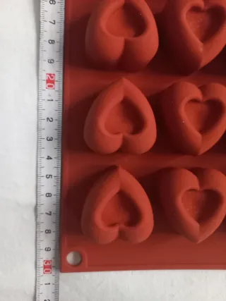 Molde de silicona para 24 corazones