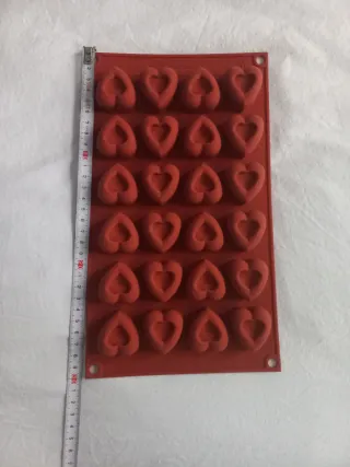 Molde de silicona para 24 corazones