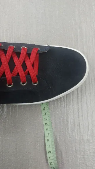 Sneakers uomo mis 42 blu .nuove