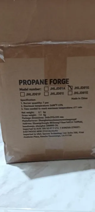 Forja de propano VEVOR sin usar