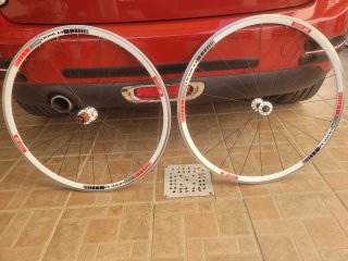 Llantas Bicicleta Carretera DT Swiss