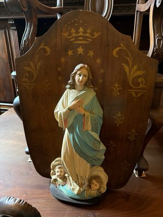 Figuras religiosas antiguas