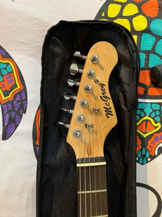 Guitarra Eléctrica McGrey Tipo Strato