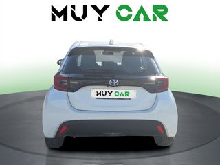 Toyota Yaris 120H Active Tech 85 kW (116 CV)