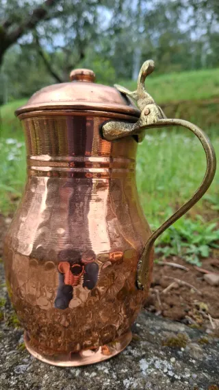 Caffettiera in rame martellato
