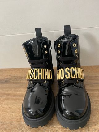 Botas Moschino Piel T.35 Negro/Dorado