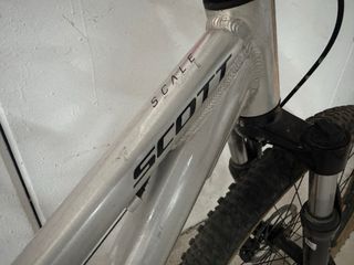 Bicicleta Scott Scale 24 niño