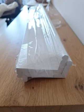 2 Estanterías de madera blancas