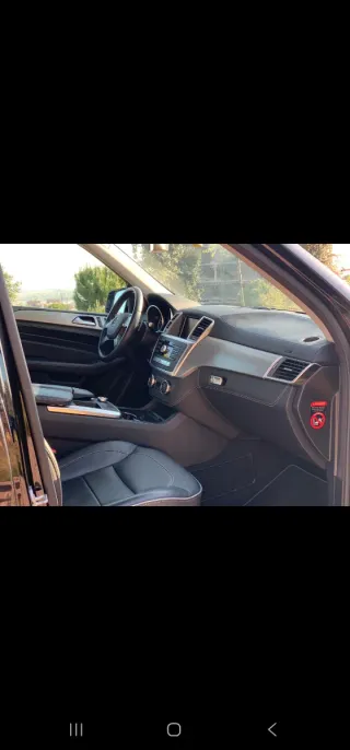 Mercedes-Benz ml 2012