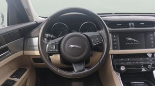 Jaguar XF 2.0D I4 Prestige Auto 132 kW (180 CV)