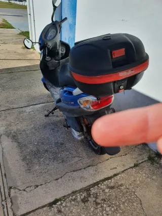 CAMBIO POR PIAGGIO LYBERTY 125 o RENAULT 4L
