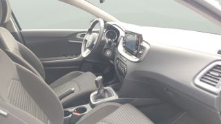Kia Ceed 1.6 MHEV iMT Drive 100 kW (136 CV)