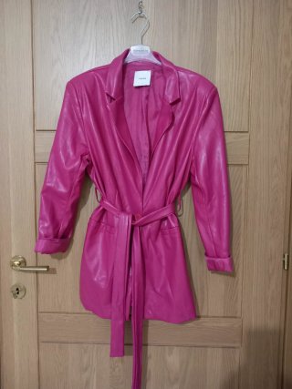 Blazer rosa effetto pelle