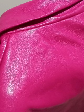 Blazer rosa effetto pelle