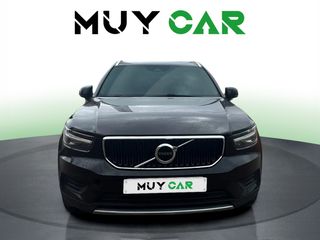 Volvo XC40 D3 Momentum Pro Auto 110 kW (150 CV)
