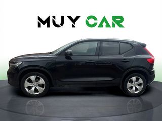 Volvo XC40 D3 Momentum Pro Auto 110 kW (150 CV)