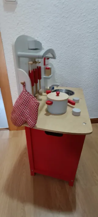 Cocinita de madera infantil Vintage