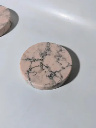 Peanas en mármol