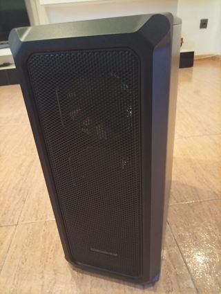 Caja de PC Torre Negra