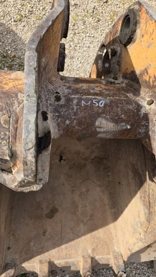 CM50 Cazo Mixto 60cm Case Antiguo
