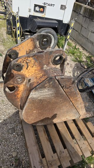 CM50 Cazo Mixto 60cm Case Antiguo