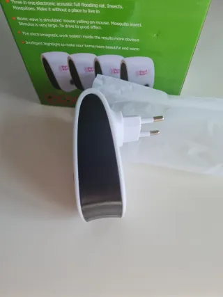 Repellente Ultrasuoni Insetti 4 Pezzi