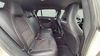 Mercedes-Benz CLA Shooting Brake 180 90 kW (122 CV)