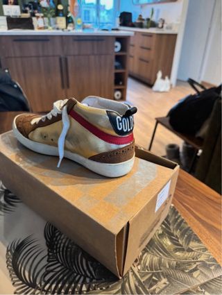 Zapatillas Golden Goose Marrón y Dorado