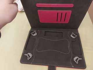 Custodia per Tablet fino a 9 Pollici