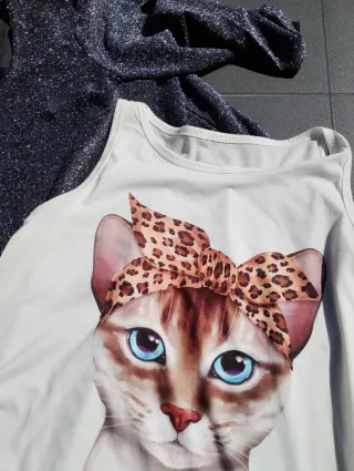 Blusa con estampado de gato