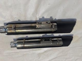 Harley Davidson Dyna Vance Hines 3 pulgadas Twin S