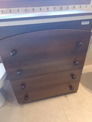 Bañera Mueble Micuna Madera Está nueva,