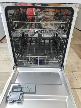 Lavavajillas Midea A++
